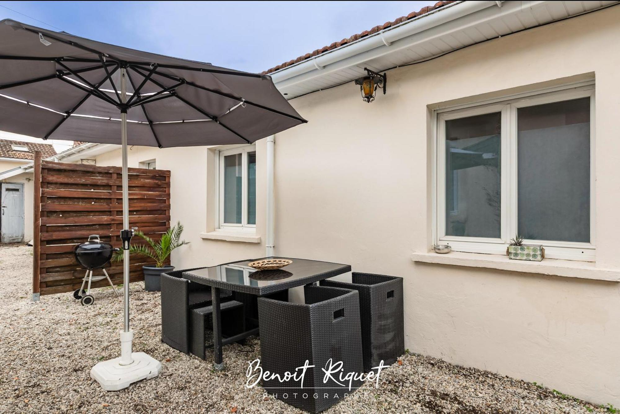 Maisonnette Jardin Merignac Villa Buitenkant foto